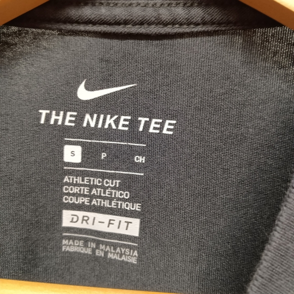 Nike BeTrue Dri-FIT T-shirt Black Size Small - Picture 4 of 4